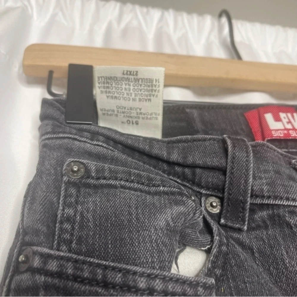 Levi’s 510 super skinny mens jeans 27x27